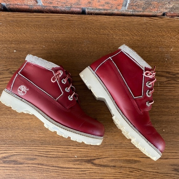 EUC VINTAGE BLINGED TIMBERLAND WATERPROOF LACE UP 5” RED BOOT - Picture 2 of 15